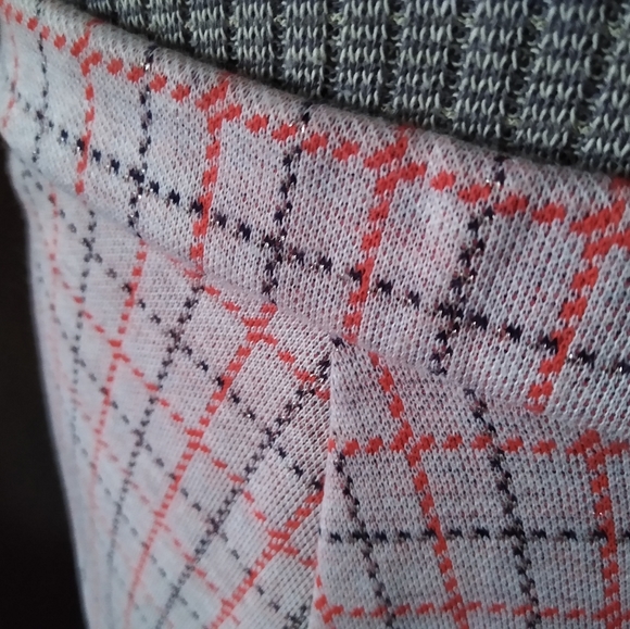 VINTAGE Maxi Gray Polyester Skirt with Red, Black and Metallic Silver Grid - Picture 3 of 6